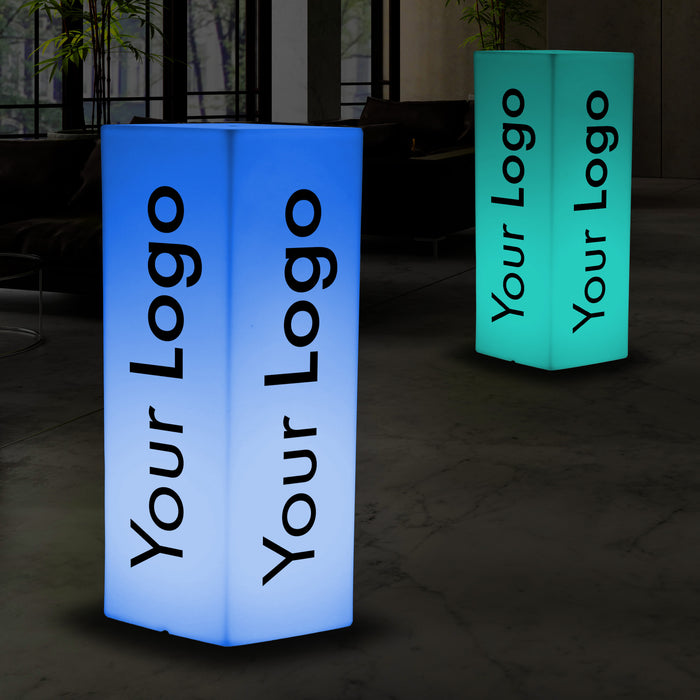 Messe Ausstellung Logo Lightbox Schild, Hohes Beleuchtetes Personalisiertes Marken-Display Säule Pfeiler Sockel für Firmenevent , Konferenz Dekoration