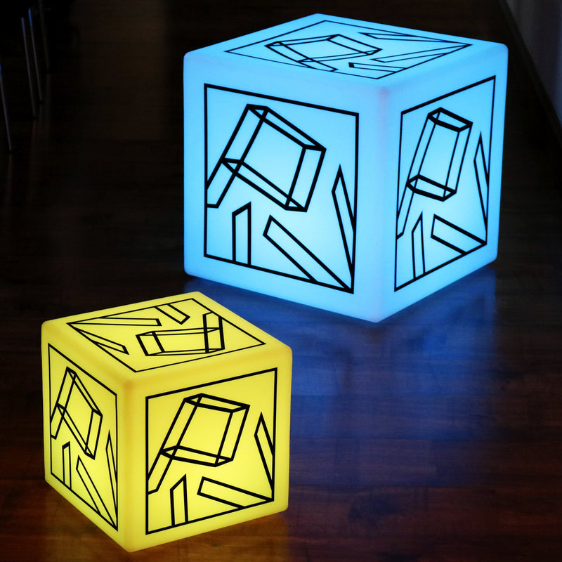 Werbe-Display hintergrundbeleuchtet, Würfel mit Markenlogo, 20 cm Leuchtreklame mit Personalisierung