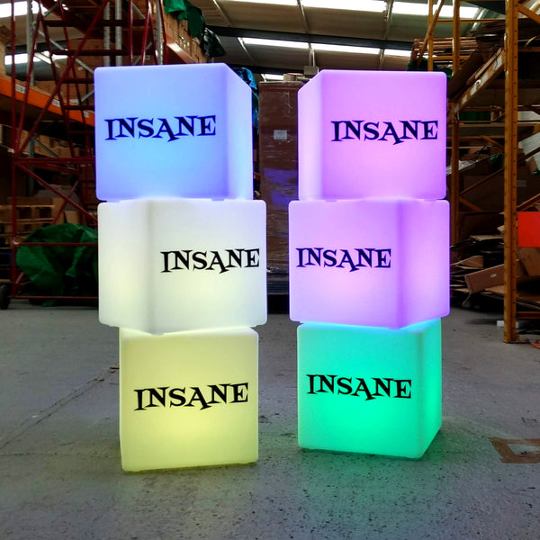 Personalisierte Lichtwerbung, Logo mit Hintergrundbeleuchtung, aufladbare Tischlampe mit LEDs