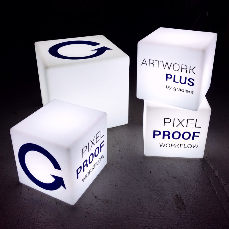 Personalisierte Lichtwerbung, Logo mit Hintergrundbeleuchtung, aufladbare Tischlampe mit LEDs